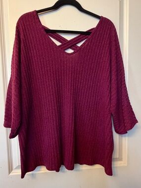 Perseption Woman 2X Crisscross Back V-Neck Sweater with 3/4 Dolman Sleeves